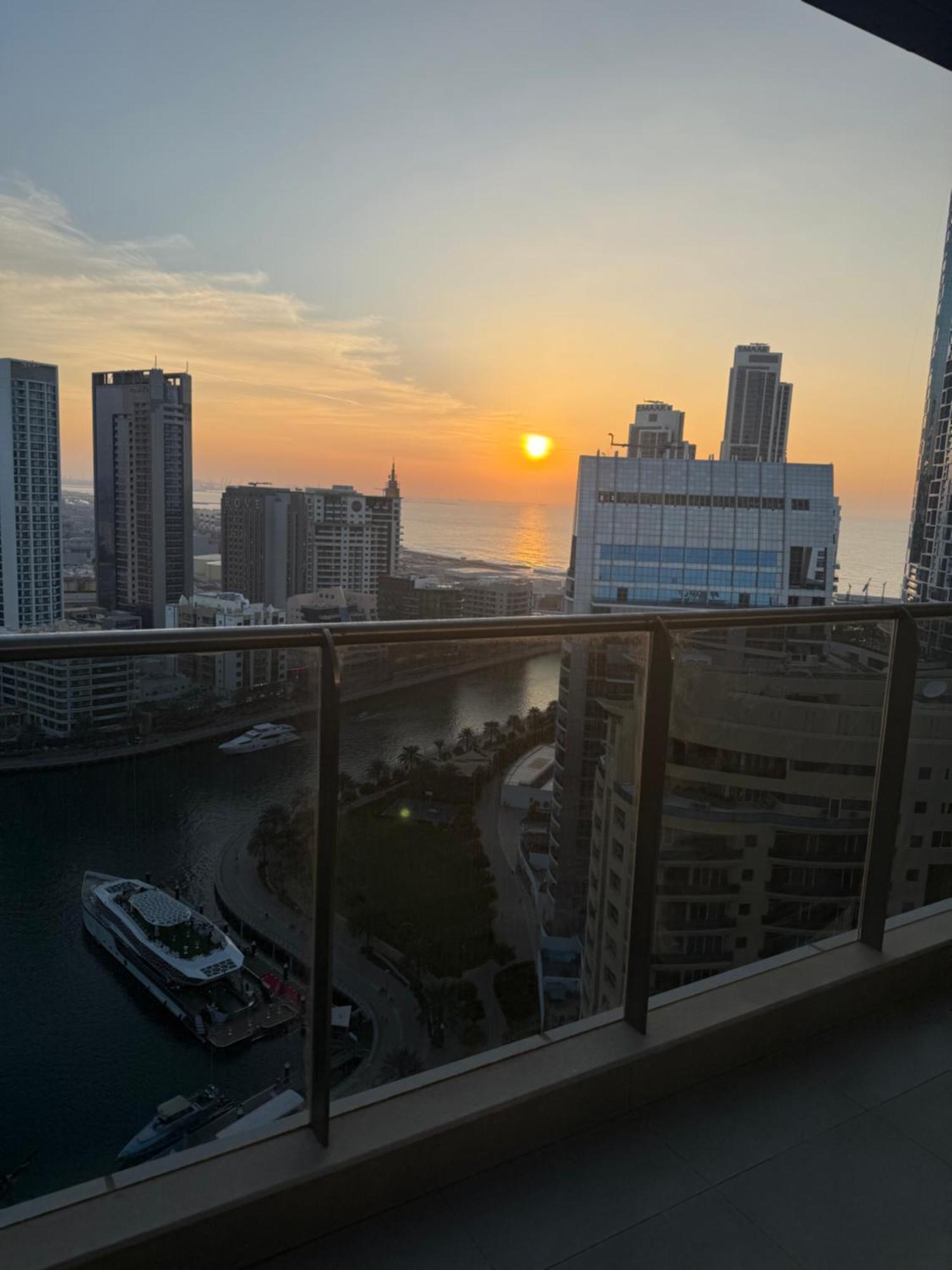 Apartment Sparkle Towers By Swarovski - Marina - High Floor - Sunset View
